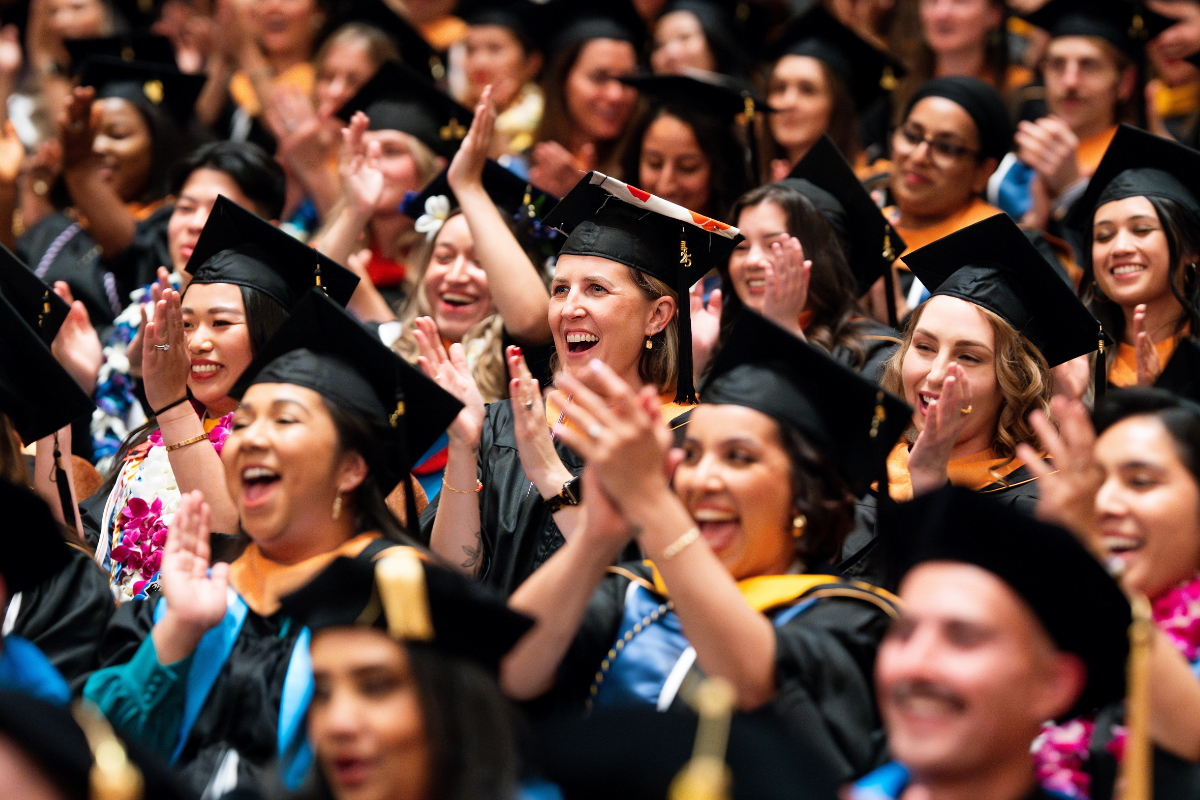 Members of the UCSF School of Nursing Class of 2025