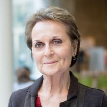 Sandra Weiss. 