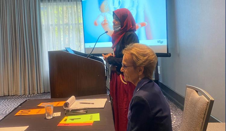 PhD student Shaimaa Elrefaay (left) and professor Sandra Weiss present "Symptoms of Women's Emotional Distress and Glucocorticoid Exposure During Pregnancy: Implications for Maternal and Infant Biology."