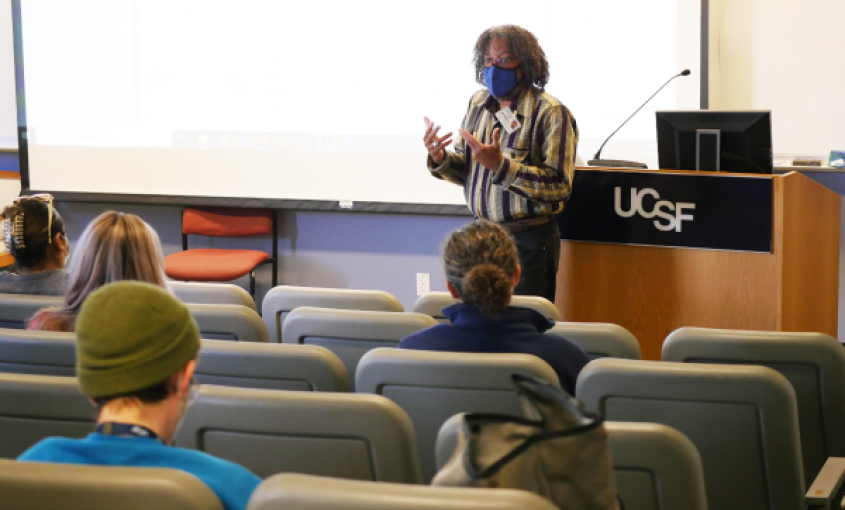 Professor Howard Pinderhughes, PhD, facilitates a discussion as part of the course “Race and Class Factors in Health Care Delivery."
